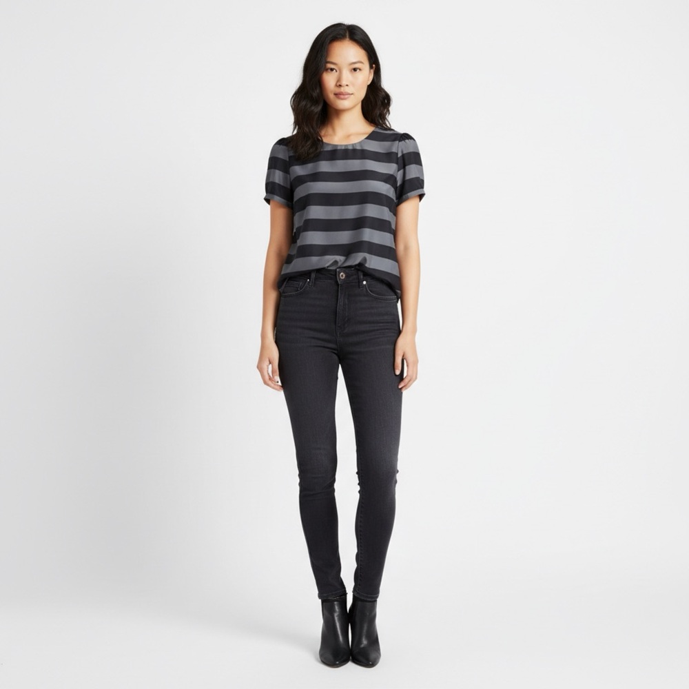 Anthropologie Pleione Short Sleeve Blouse